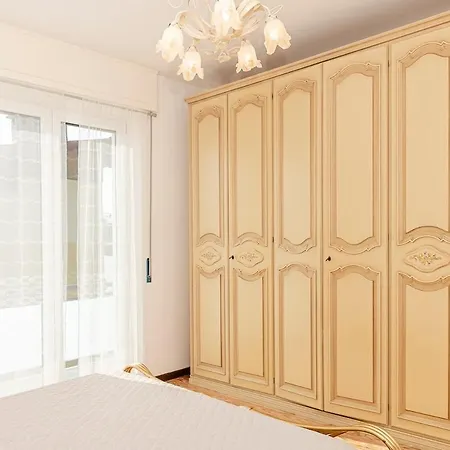 View Free Parking 1 Min Orta Appartement *
